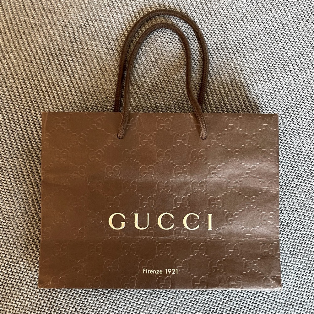 Gucci shopping bag
